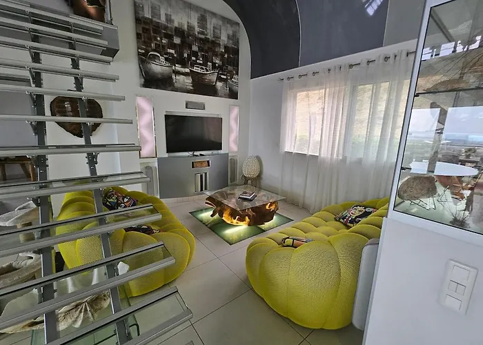 Paradiso By Monarca Prestige Вилла Фуриани