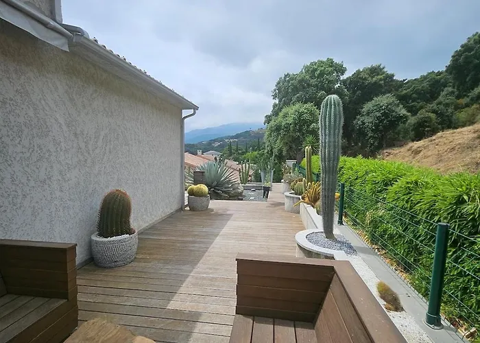 Paradiso By Monarca Prestige Вилла Фуриани