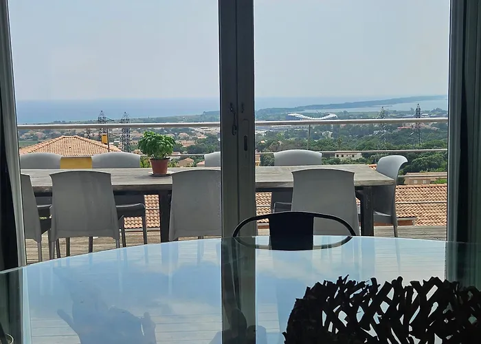 Paradiso By Monarca Prestige Вилла Фуриани